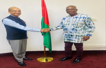 Ambassador H.E. Mr. Bhaskar Bhatt met the Minister of Sports, Youth and Employment, Burkina Faso, H.E. Mr. Boubakar SAVADOGO, on 30 November 2023.